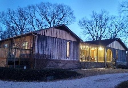 Sisters On Sycamore B&B Russellville Exterior photo